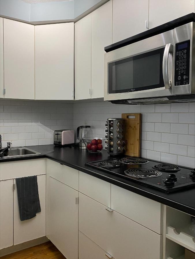 Lovely Condo Ванкувър Екстериор снимка